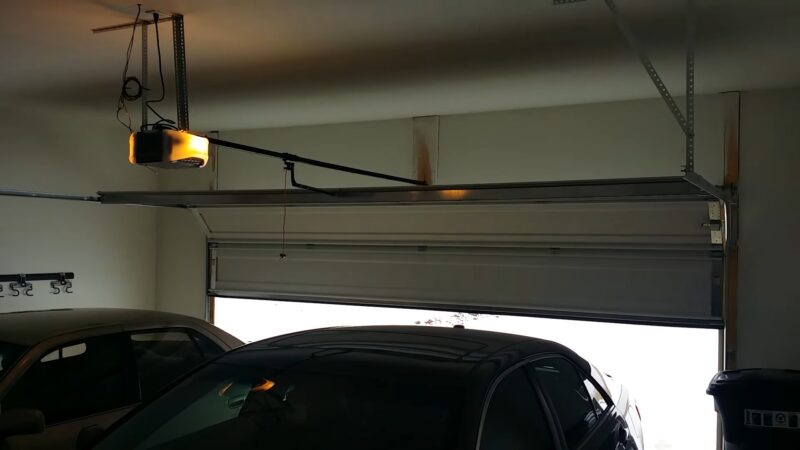 Chain Driven Garage Door Opener